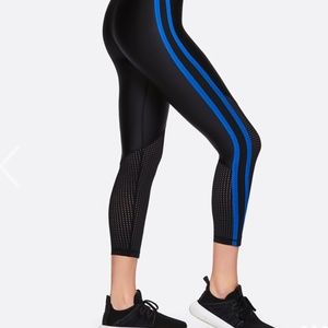 ALALA Blue & Black Nearly New Leggings